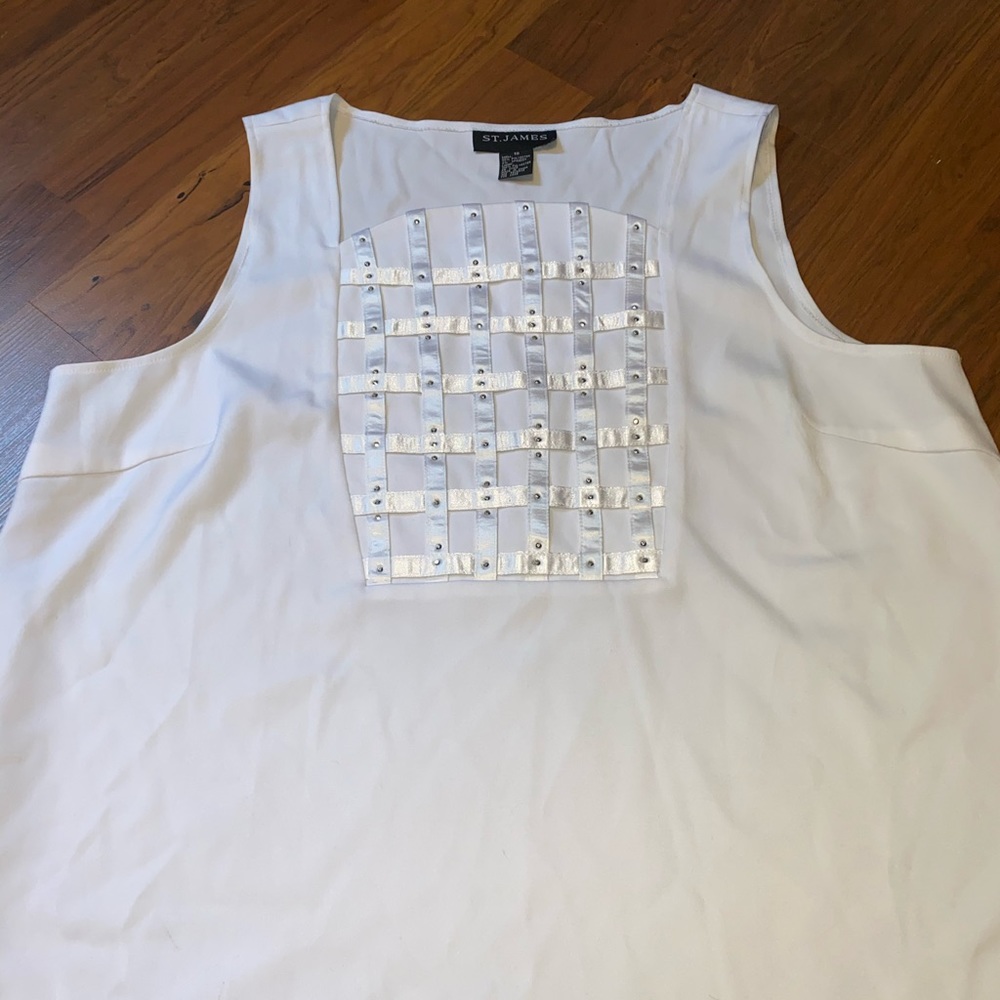 White Tank Top 🤍